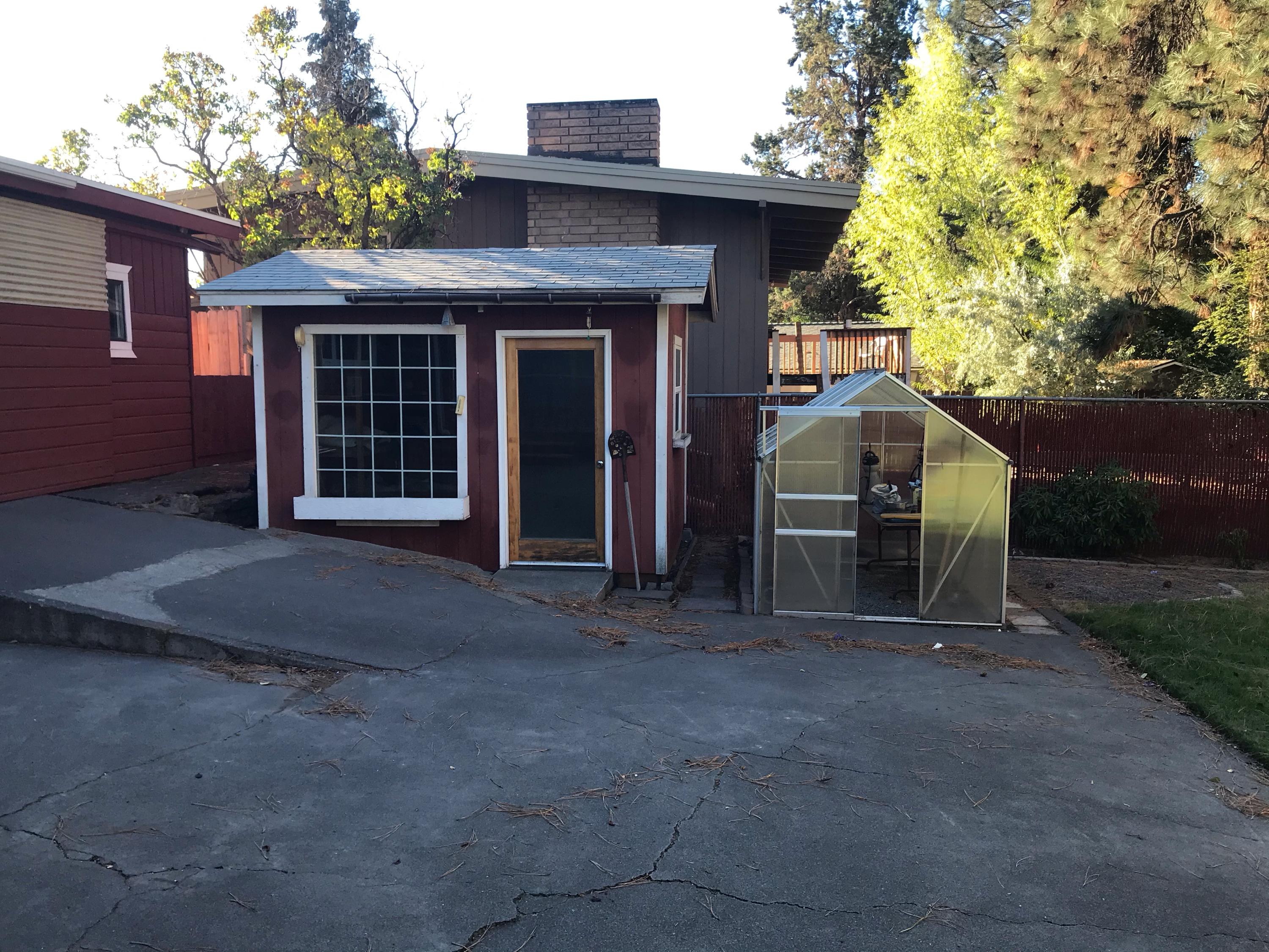 1st Addition Bend Pk - Residential