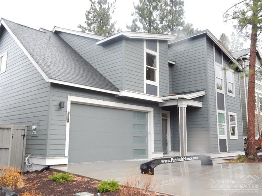 Brand new contemporary west side home! Quality Pahlisch construction and modern finishes. Oversized garage with shop area. Home features a nice office on the main. Solid quartz countertops,stainless appliances, satin nickel hardware and modern details throughout, gourmet kitchen. Great room opens to nice patio.Terrific West Side Bend location. Walk to COCC and Awbrey Glen.