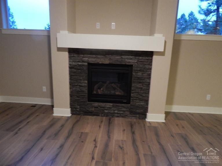 Awbrey Woods - Residential