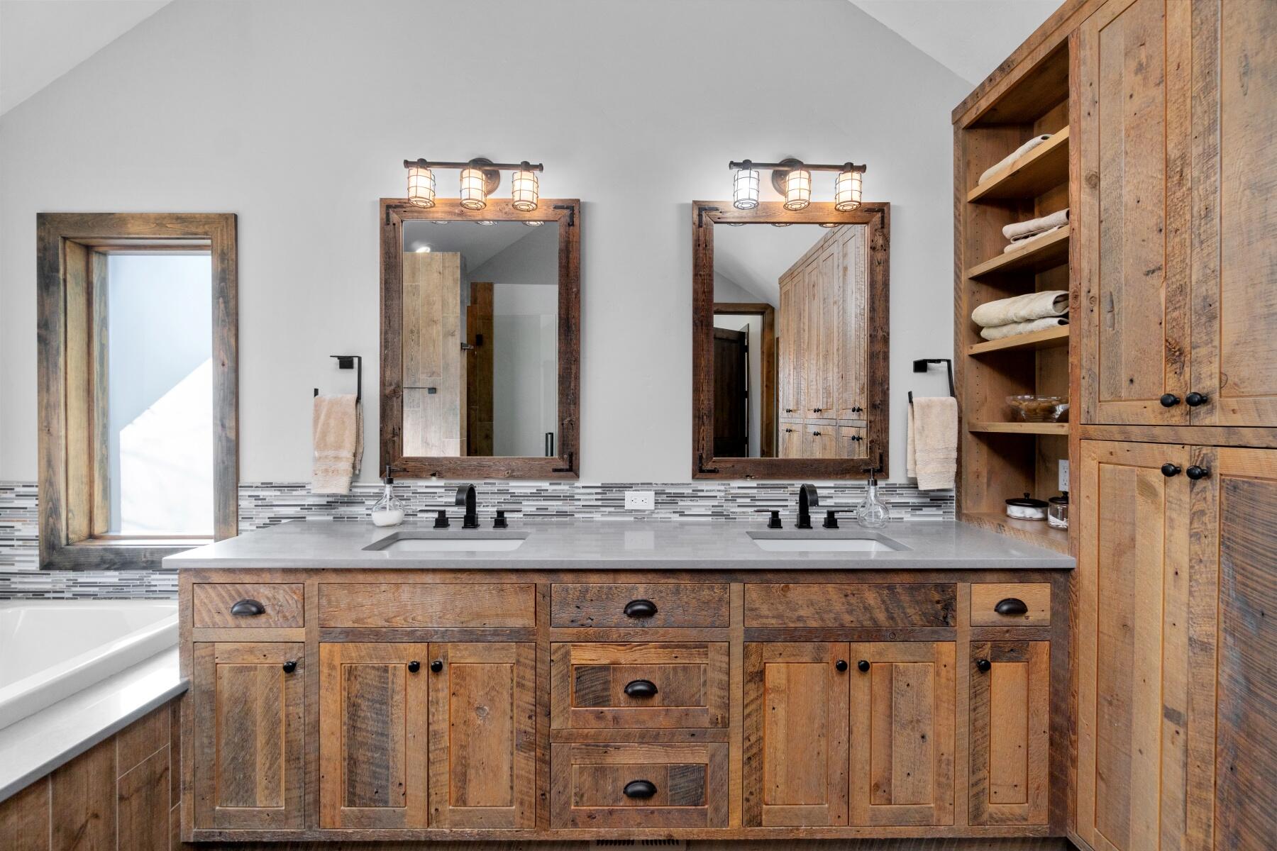 North Rim - Residential