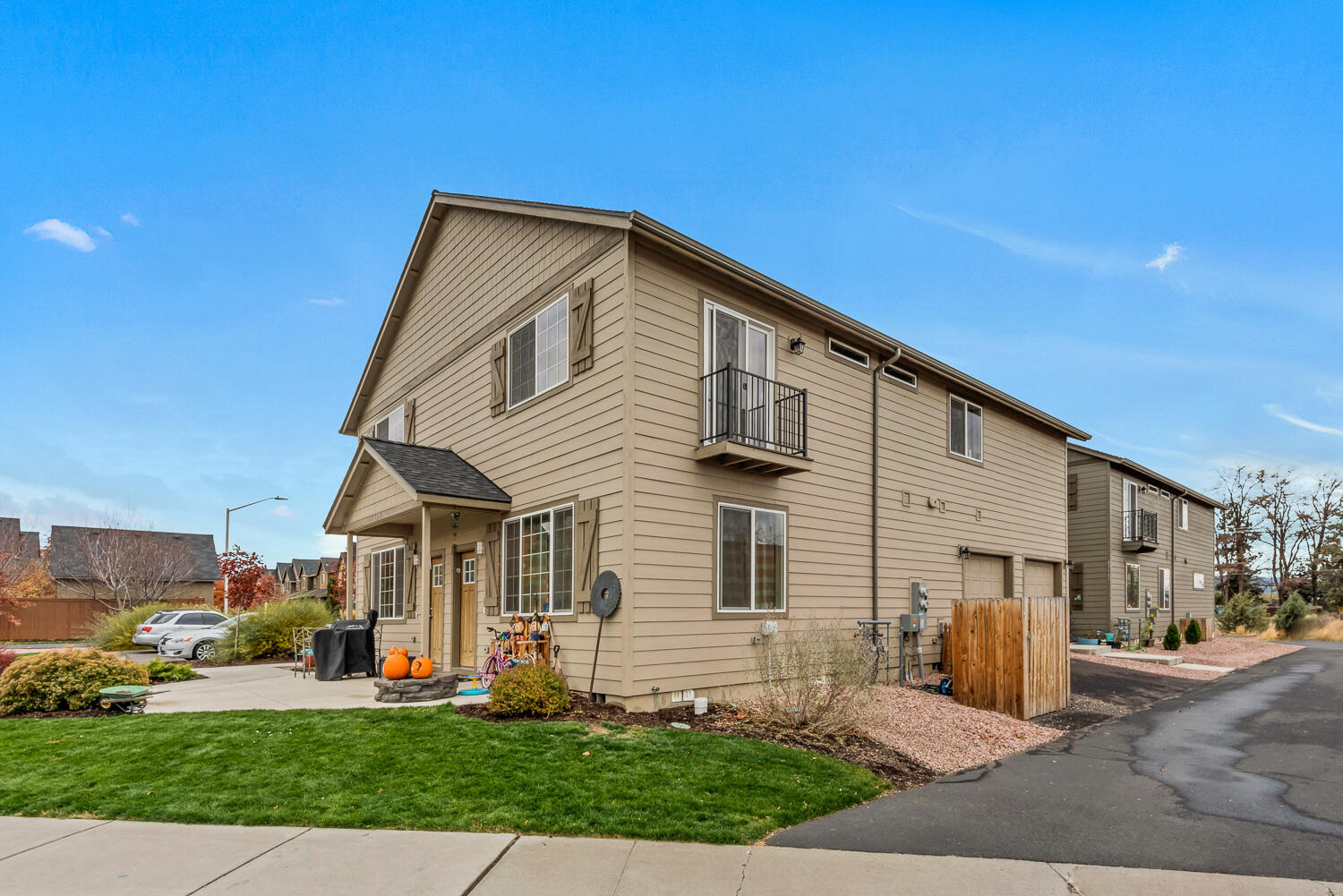 Parkway Village - Residential Income