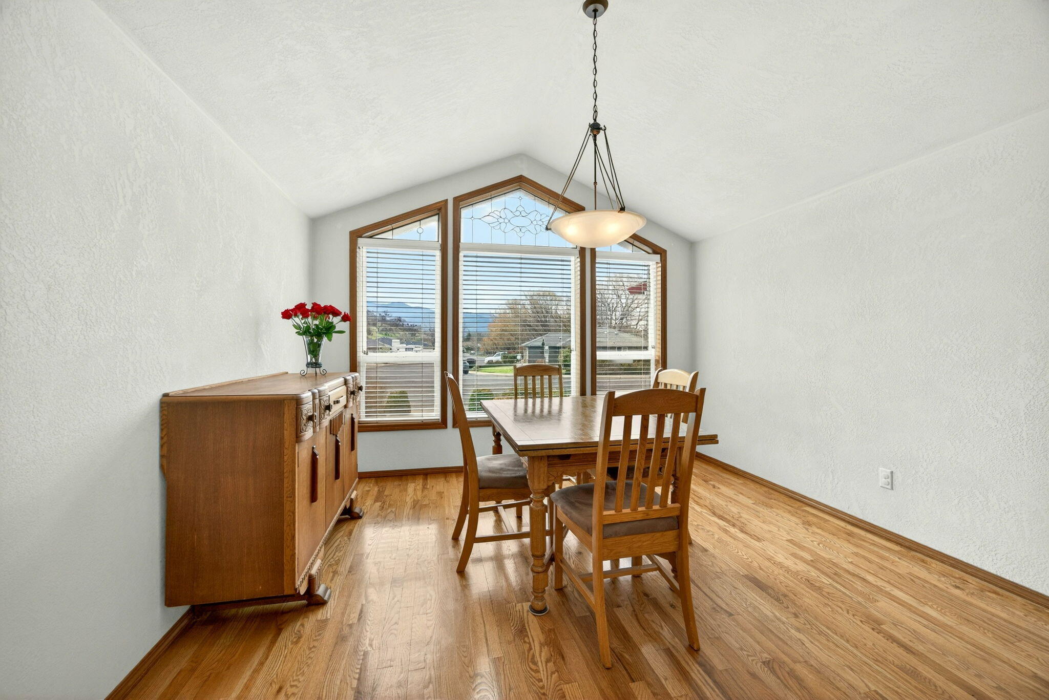 160 Meadow View Drive