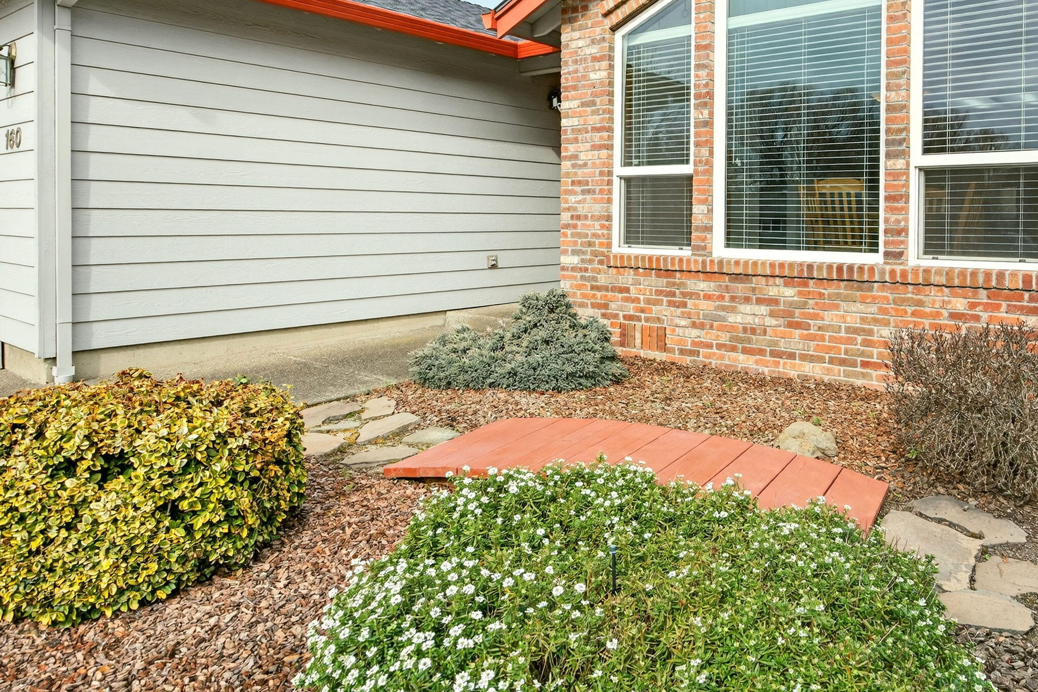 160 Meadow View Drive