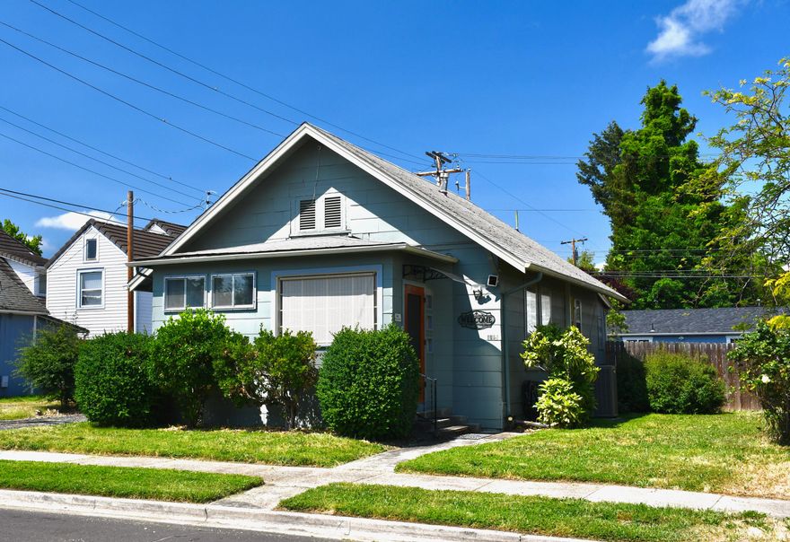 This beautifully updated cottage is located in a well established and quiet neighborhood. It features a spacious private, fully fenced back yard, detached garage and a workshop, long driveway with enough room to park a trailer or an RV. Home has plenty of storage and a lot of character. Owner installed a new HVAC system in 2020, and fully insulated the attic. There are some new vinyl floors, in addition to the hardwood flooring. The kitchen has been updated, and all outlets throughout the house are updated to GFCI.
Home is vacant and easy to show.
