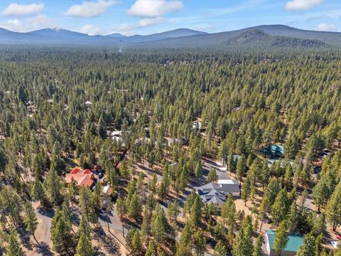 Tiny photo for 1882 Iron Wheel Court, La Pine, OR 97739 (MLS # 220218596)