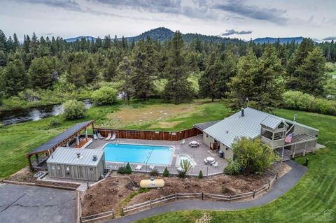 Tiny photo for 1882 Iron Wheel Court, La Pine, OR 97739 (MLS # 220218596)