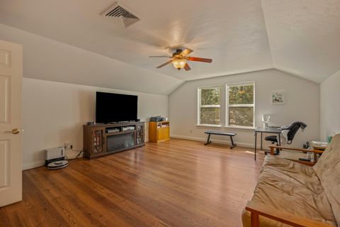 Tiny photo for 1882 Iron Wheel Court, La Pine, OR 97739 (MLS # 220218596)