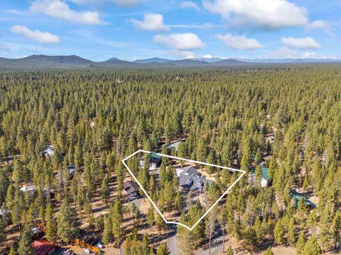 Tiny photo for 1882 Iron Wheel Court, La Pine, OR 97739 (MLS # 220218596)
