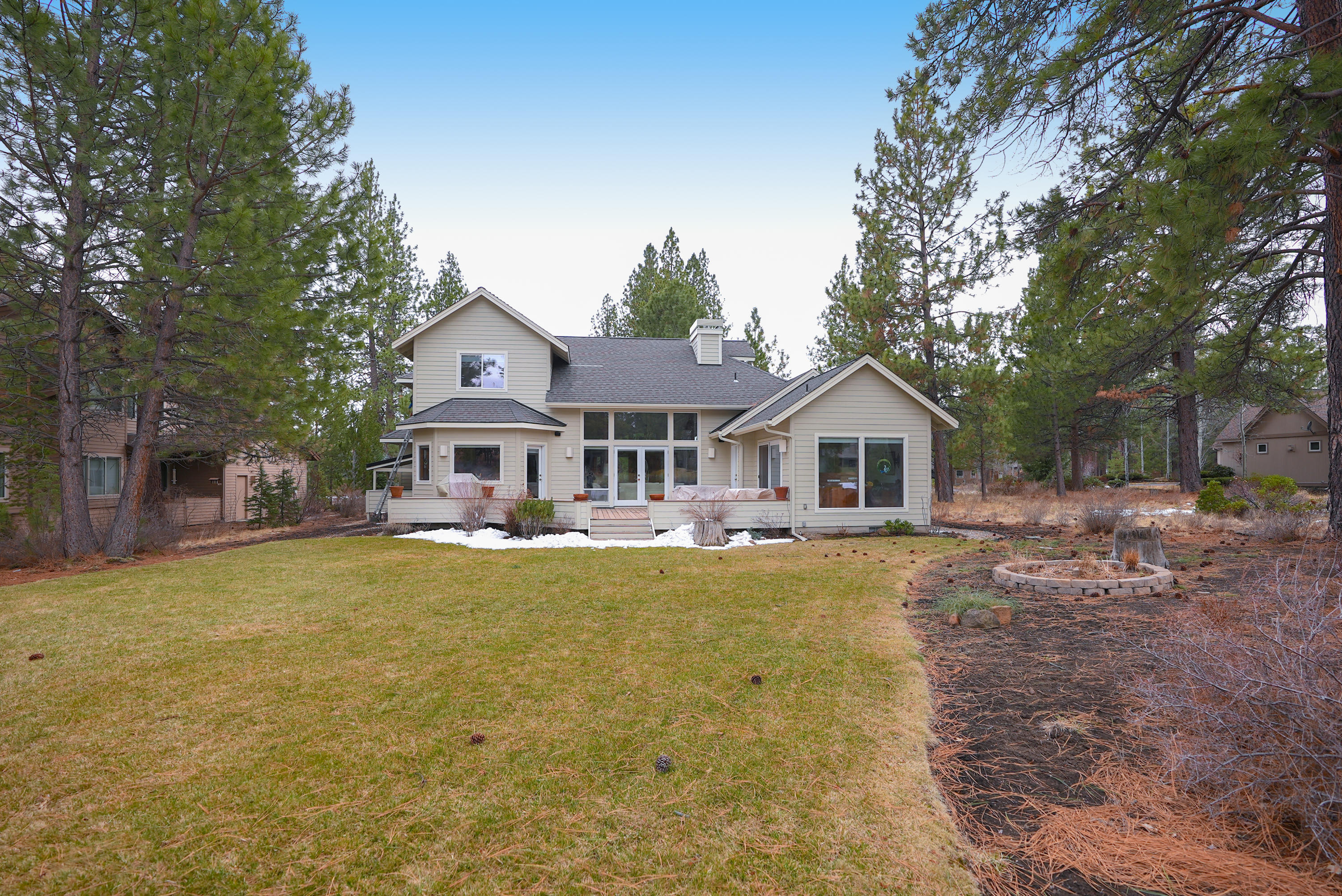 7th Mtn Golf Village - Residential