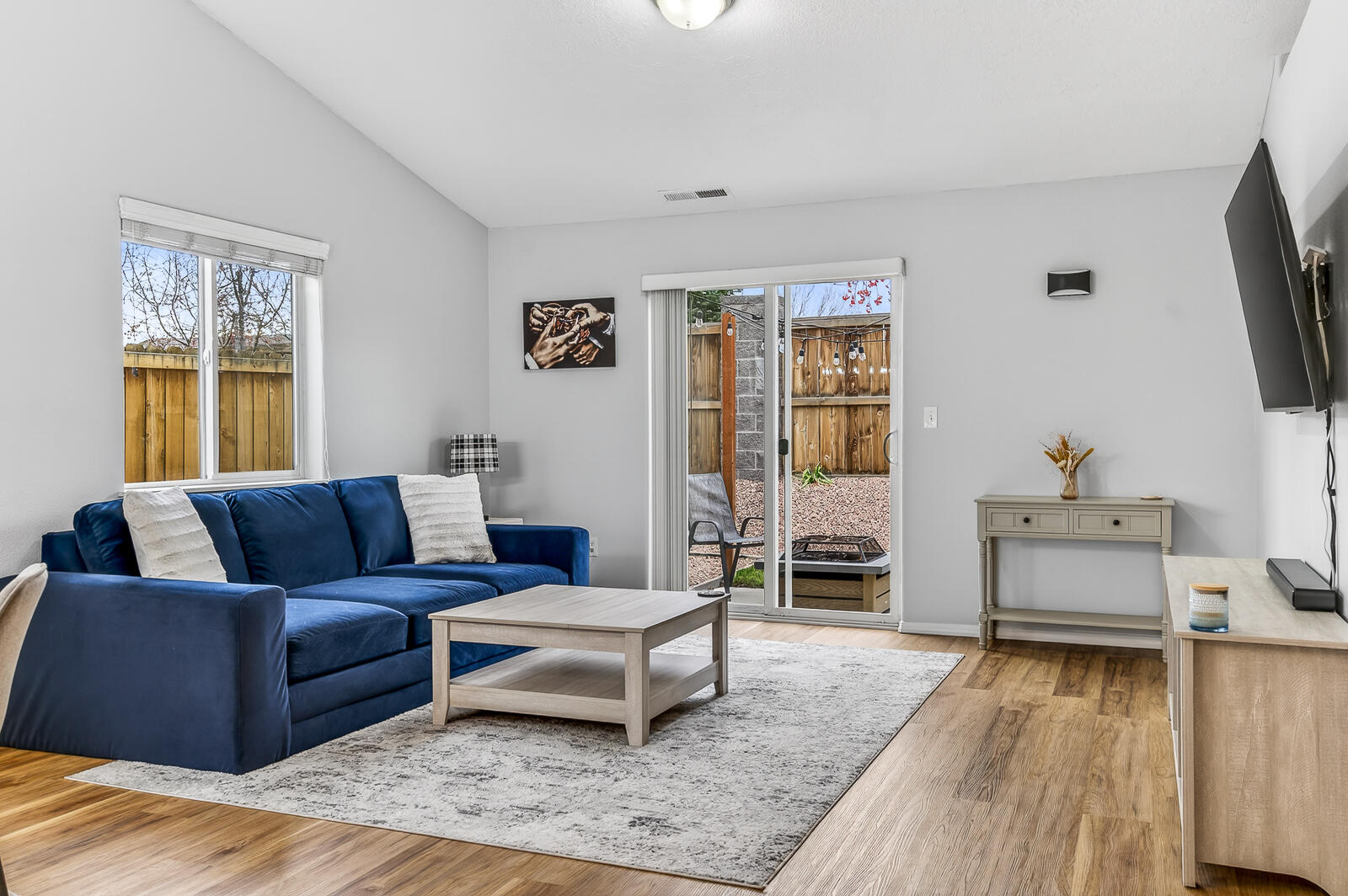 3526 SW Pumice Stone Avenue