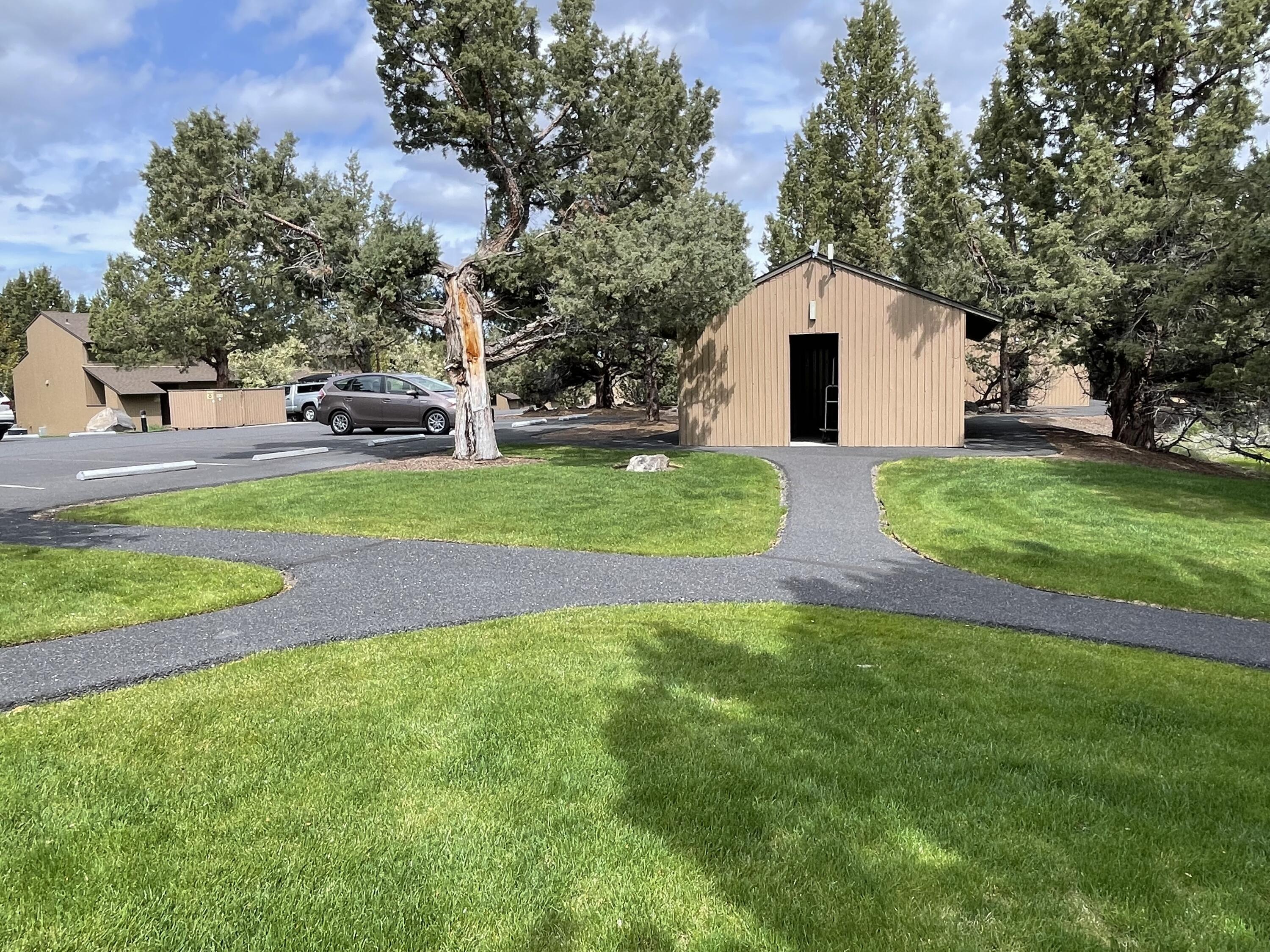 Eagle Crest - Residential