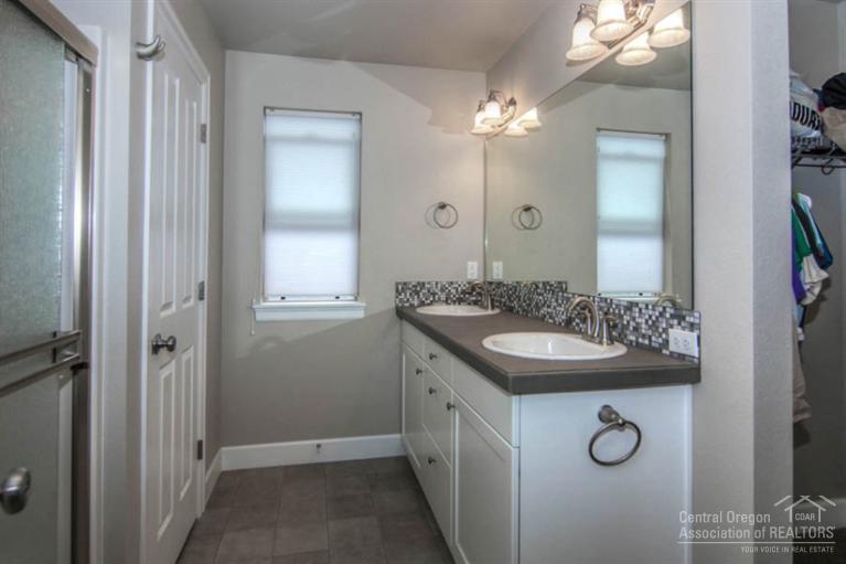 Parkway Village - Residential