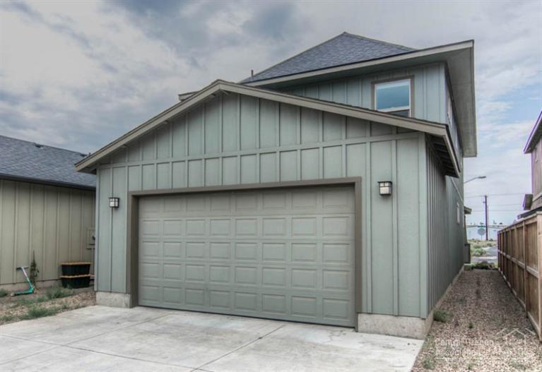 Parkway Village - Residential