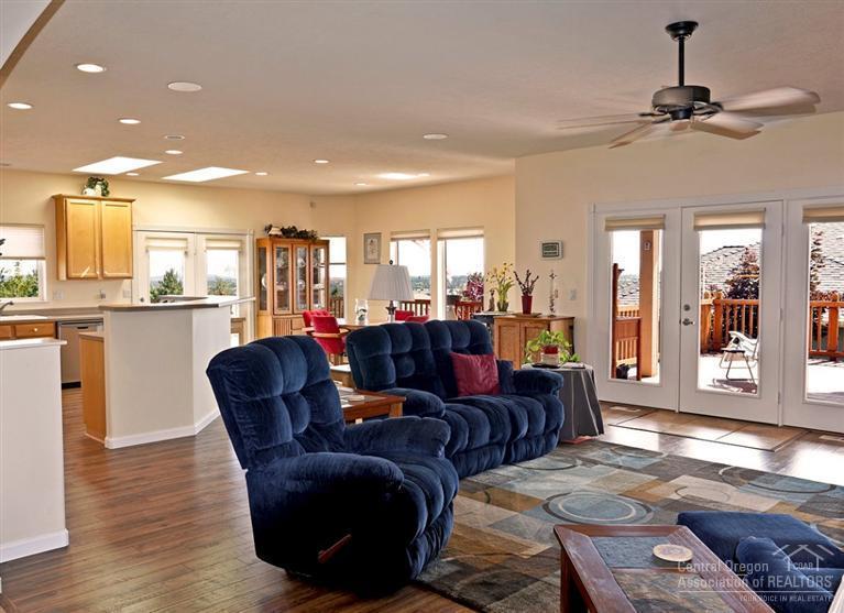 Eagle Crest - Residential