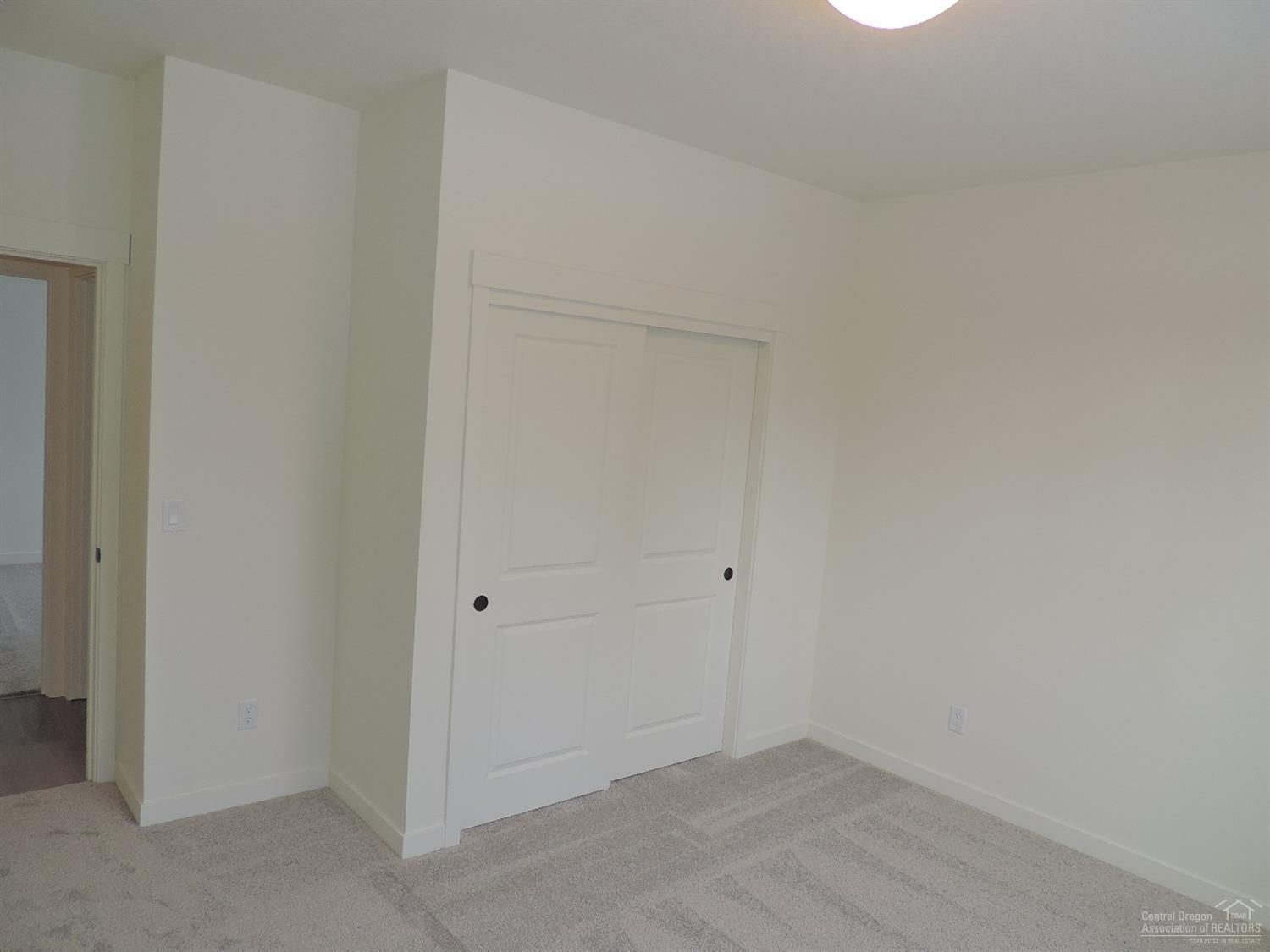 Crescent Creek - Residential