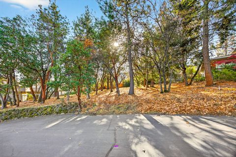 Tiny photo for 961 Pinecrest Terrace, Ashland, OR 97520 (MLS # 220212271)