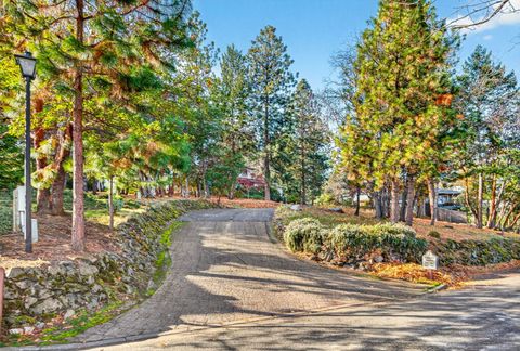 Tiny photo for 961 Pinecrest Terrace, Ashland, OR 97520 (MLS # 220212271)