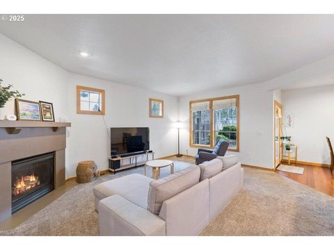Tiny photo for 109 SW Taft Avenue, Bend, OR 97702 (MLS # 220213516)