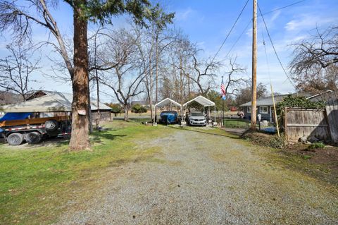 Tiny photo for 280 7th Street, Jacksonville, OR 97530 (MLS # 220215750)