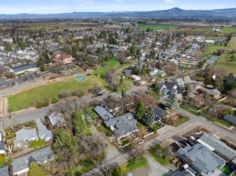 Tiny photo for 280 7th Street, Jacksonville, OR 97530 (MLS # 220215750)
