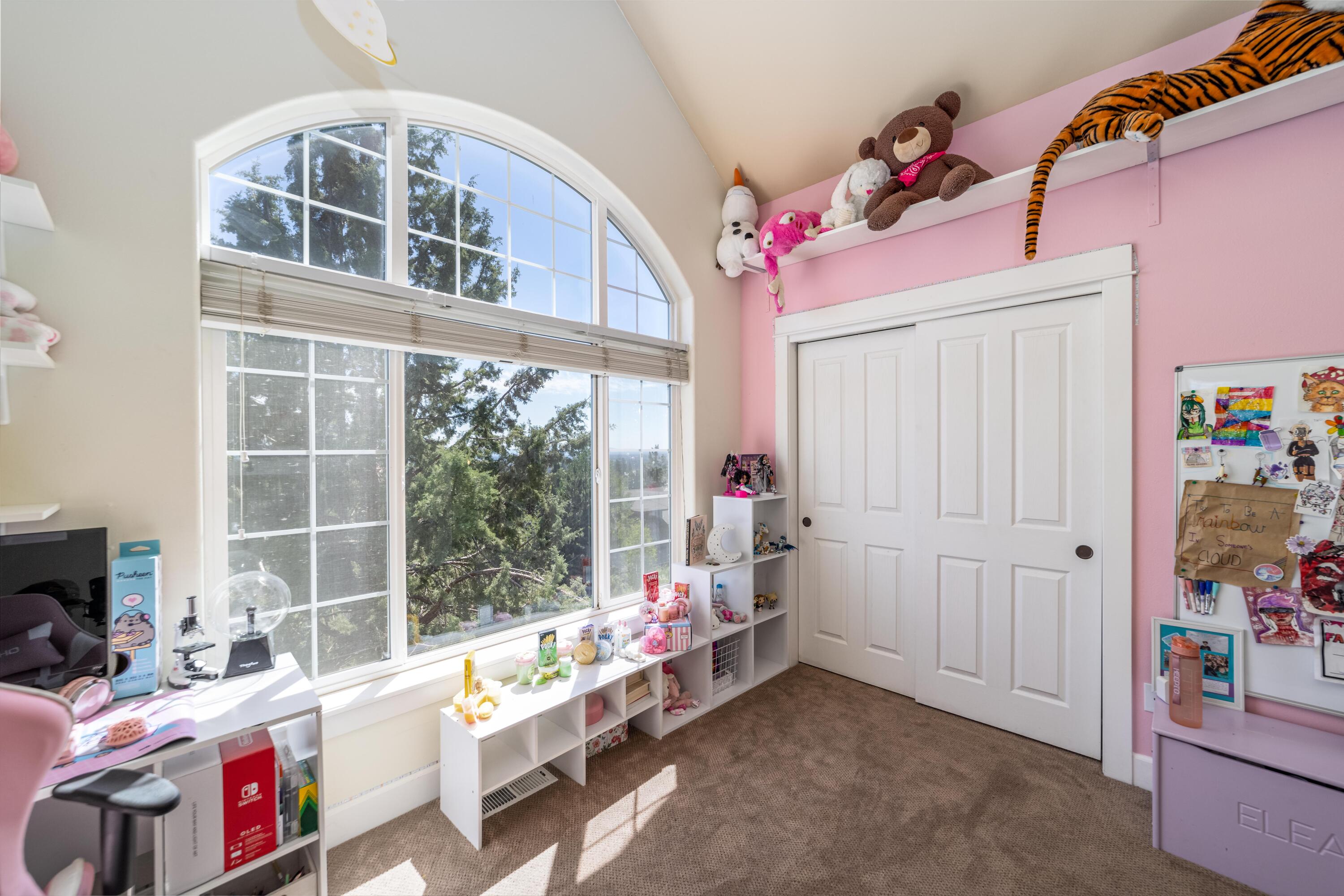 Awbrey Village - Residential