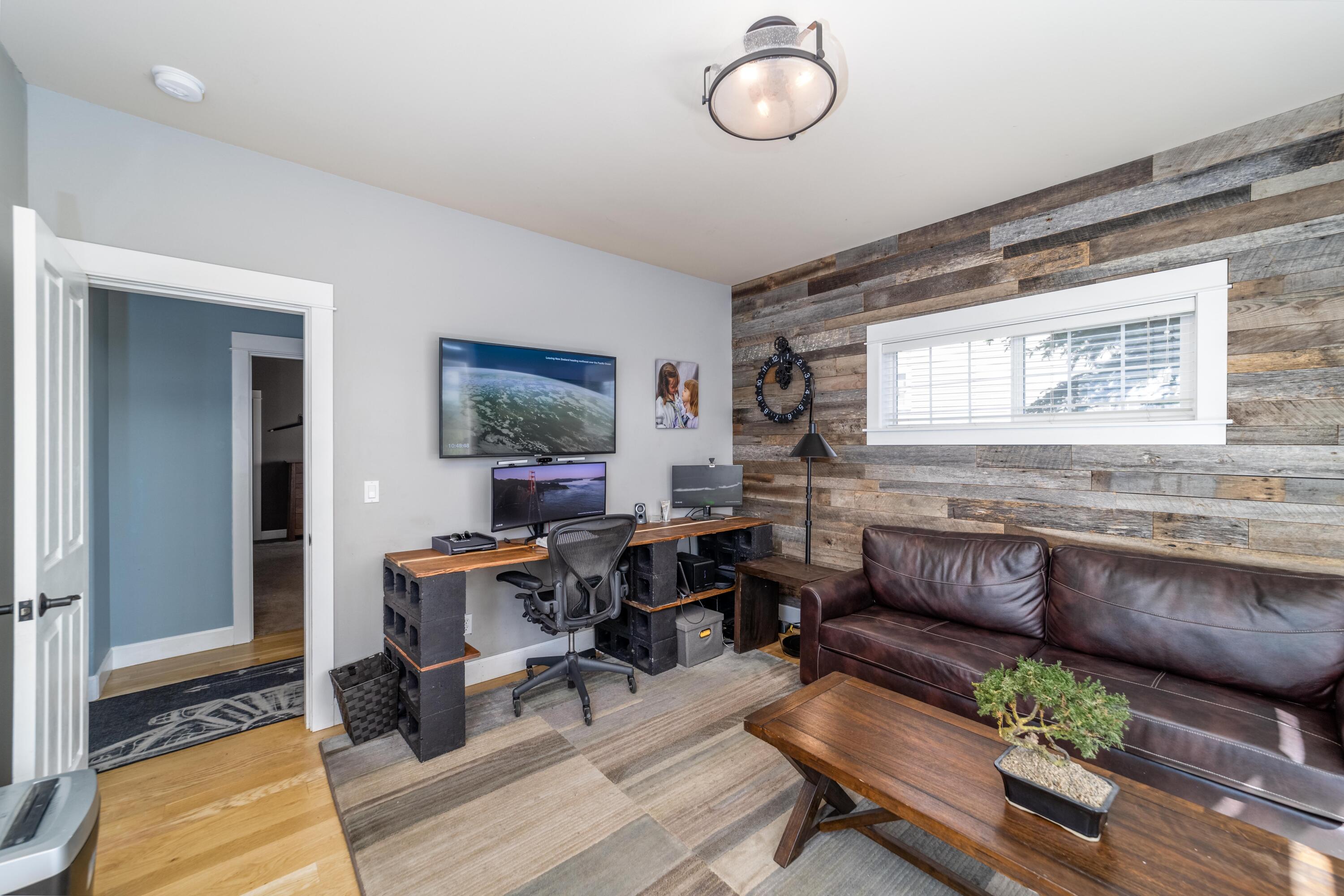 Awbrey Village - Residential