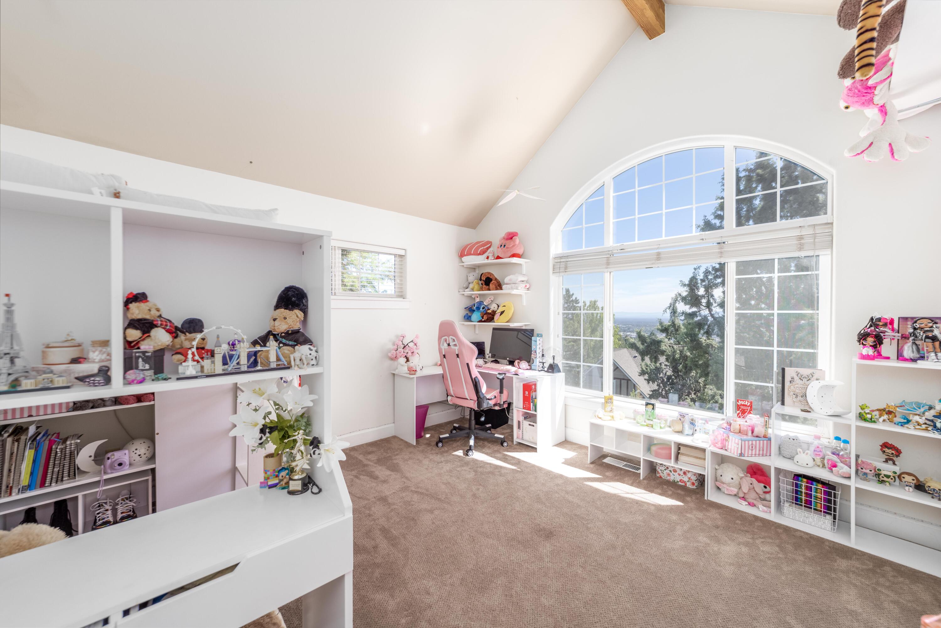 Awbrey Village - Residential