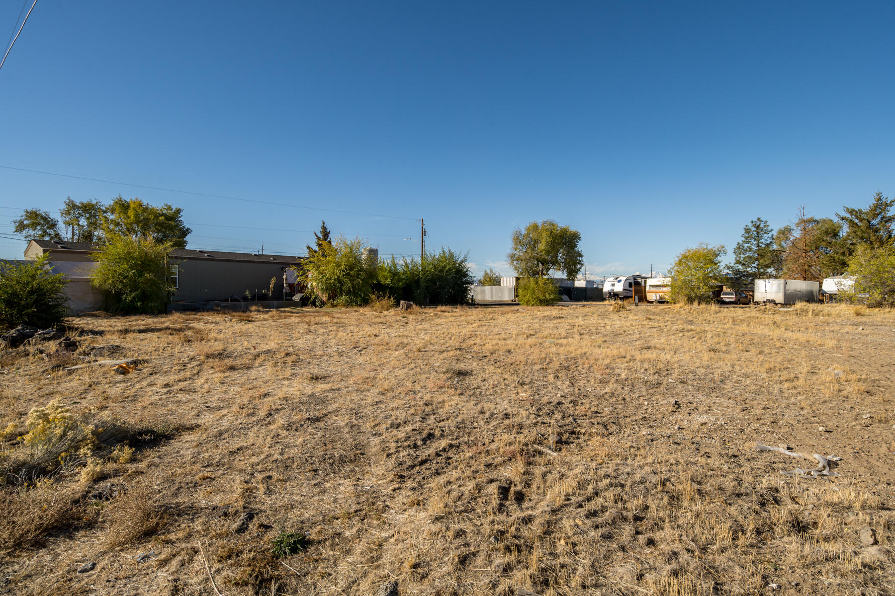 CLAR - Commercial Sale