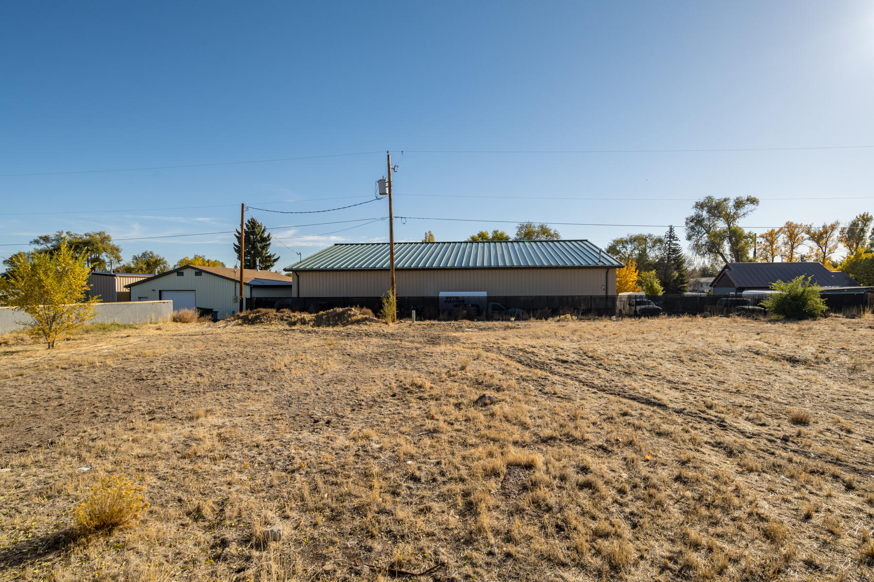 CLAR - Commercial Sale