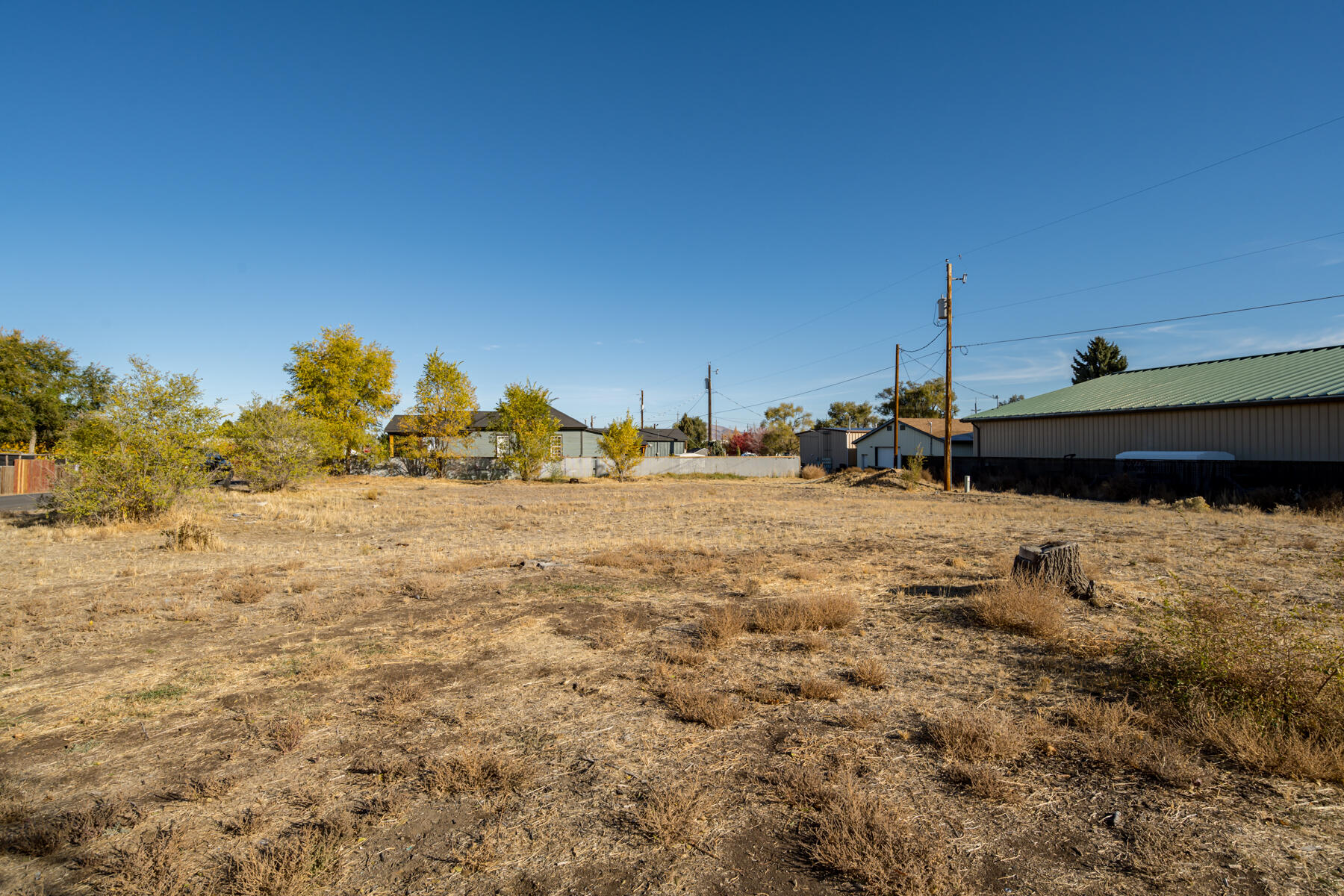 CLAR - Commercial Sale