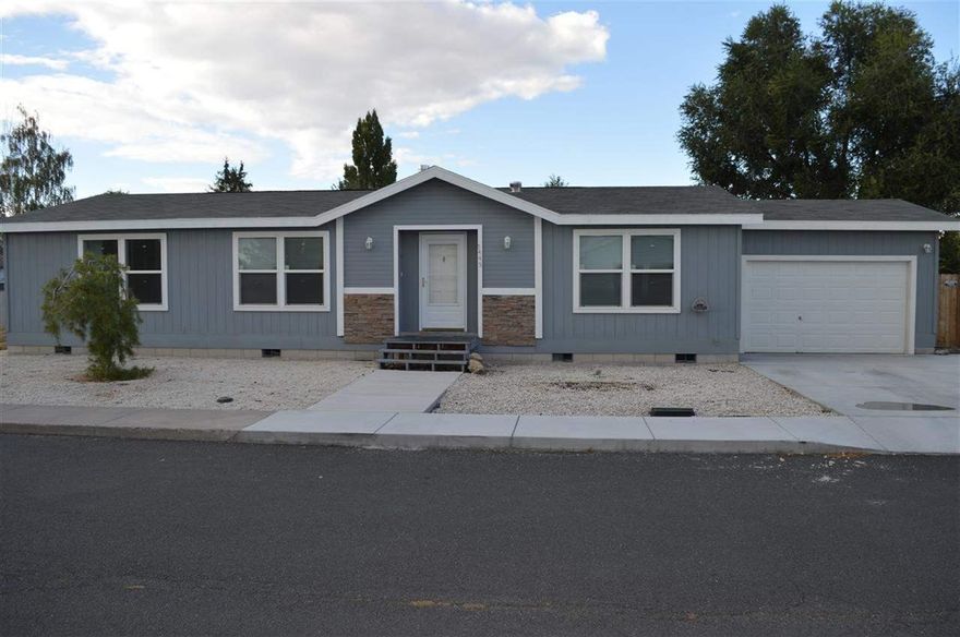 Beautiful Home. Built In 2011. Very Well-kept Inside And Out. Large Backyard. Low Maintenance Front Yard. Stay Warm On Those Long Winter Nights Next To This Home's Cozy Fireplace. Located Not Far From Brixner Jr. High & Mazama High School.There Isn't Space Rent Owed Each Month As Seen In Manufactured Home Parks. Own Two Lots And Your Manufactured Home. Great Buy.