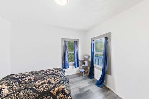 Tiny photo for 1055 California AVE, Klamath Falls, OR 97601 (MLS # 220226584)