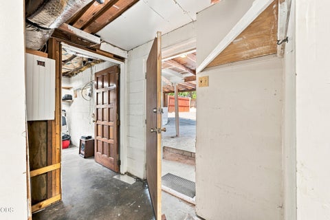 Tiny photo for 1055 California AVE, Klamath Falls, OR 97601 (MLS # 220226584)