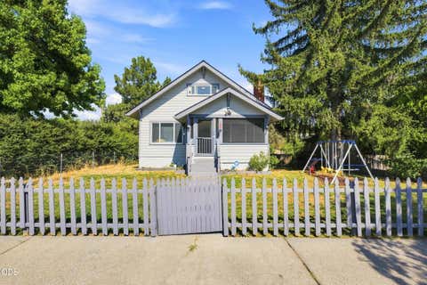 Tiny photo for 1055 California AVE, Klamath Falls, OR 97601 (MLS # 220226584)