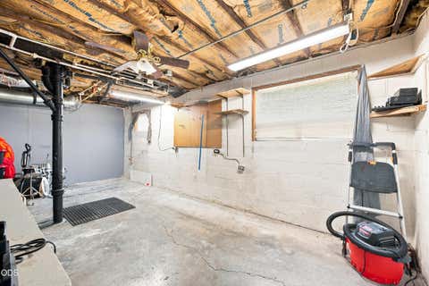 Tiny photo for 1055 California AVE, Klamath Falls, OR 97601 (MLS # 220226584)