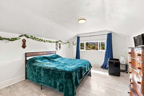 Tiny photo for 1055 California AVE, Klamath Falls, OR 97601 (MLS # 220226584)