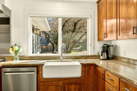 Tiny photo for 120 Graham Street, Jacksonville, OR 97530 (MLS # 220217669)