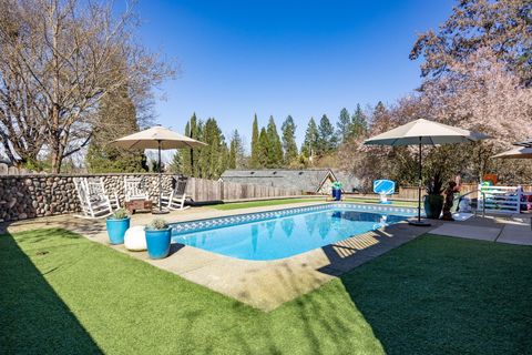 Tiny photo for 120 Graham Street, Jacksonville, OR 97530 (MLS # 220217669)