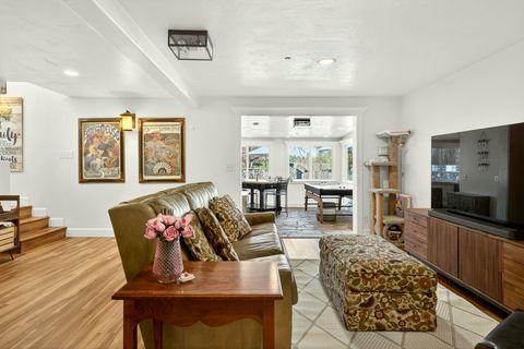 Tiny photo for 120 Graham Street, Jacksonville, OR 97530 (MLS # 220217669)