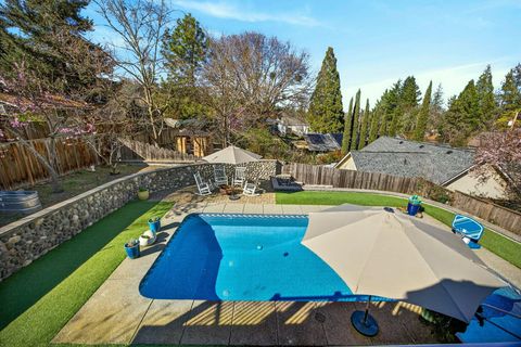 Tiny photo for 120 Graham Street, Jacksonville, OR 97530 (MLS # 220217669)