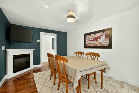 Tiny photo for 120 Graham Street, Jacksonville, OR 97530 (MLS # 220217669)