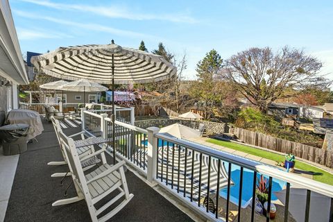 Tiny photo for 120 Graham Street, Jacksonville, OR 97530 (MLS # 220217669)