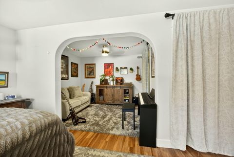 Tiny photo for 120 Graham Street, Jacksonville, OR 97530 (MLS # 220217669)