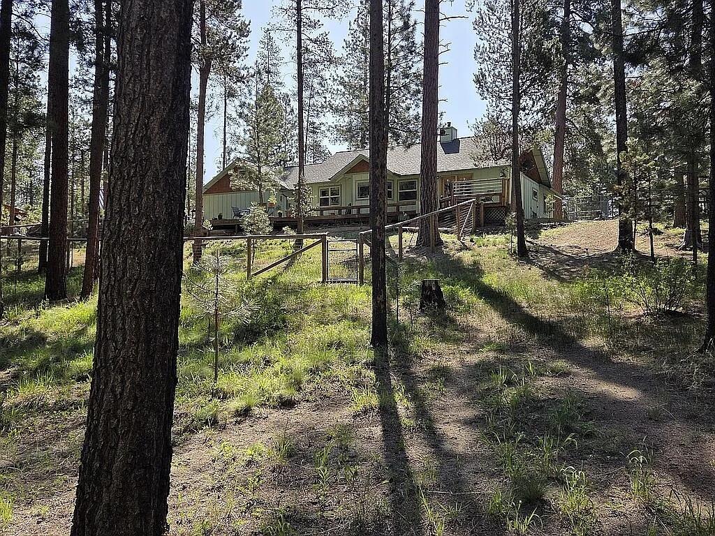 2022 Lasso Court