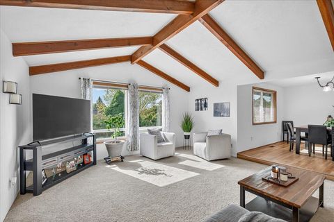 Tiny photo for 2390 Fairfield Drive, Medford, OR 97504 (MLS # 220220248)