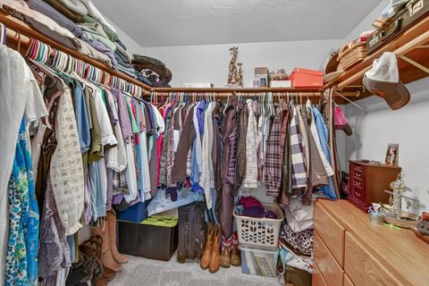Tiny photo for 2390 Fairfield Drive, Medford, OR 97504 (MLS # 220220248)