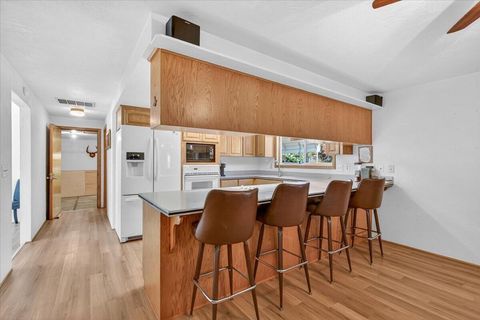 Tiny photo for 2390 Fairfield Drive, Medford, OR 97504 (MLS # 220220248)