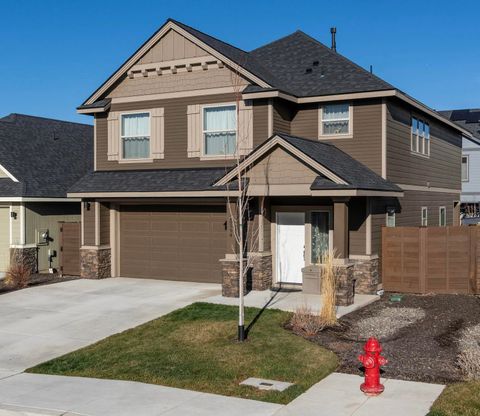 Photo of 20594 SE Slate Avenue, Bend, OR 97702 (MLS # 220213357)