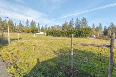 Tiny photo for 3990 Jerome Prairie Road, Grants Pass, OR 97527 (MLS # 220214216)