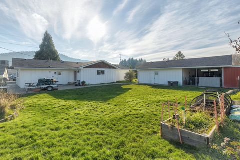 Tiny photo for 3990 Jerome Prairie Road, Grants Pass, OR 97527 (MLS # 220214216)